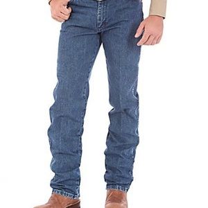 13 MWZ wrangler cowboy cut jeans - 29X34 - stone wash